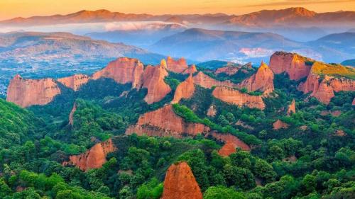 拉斯梅德拉斯的古罗马金矿遗址，西班牙莱昂 (© DEEPOL by plainpicture/David Santiago Garcia) Bing Everyday Wallpaper 2020-04-11
/tmp/UploadBeta6lBlkE [Bing Everyday Wall Paper 2020-04-11] url = http://www.bing.com/th?id=OHR.LasMedulasMine_ZH-CN7176415270_1920x1080.jpg

File Size (KB): 249.4 KB
Last Modified: November 26 2021 18:36:02
