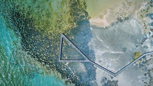 Hamelin Pool Marine Nature Reserve, Shark Bay, Australia (© Abstract Aerial Art/Getty Images) Bing Everyday Wallpaper 2020-07-26
/tmp/UploadBeta5RGrxk [Bing Everyday Wall Paper 2020-07-26] url = http://www.bing.com/th?id=OHR.HamelinPool_EN-GB3719919748_1920x1080.jpg

File Size (KB): 324.44 KB
Last Modified: November 26 2021 18:36:49
