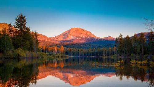 森火山国家公园中的拉森峰，加利福尼亚 (© Engel Ching/Shutterstock) Bing Everyday Wallpaper 2020-08-09
/tmp/UploadBetaFItzCW [Bing Everyday Wall Paper 2020-08-09] url = http://www.bing.com/th?id=OHR.LassenPeak_ZH-CN5435067682_1920x1080.jpg

File Size (KB): 309.82 KB
Last Modified: November 26 2021 18:37:11
