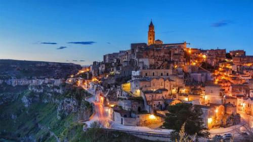 Matera, Italy (© Marco Ilari/Getty Images) Bing Everyday Wallpaper 2020-08-14
/tmp/UploadBeta0Tpf9S [Bing Everyday Wall Paper 2020-08-14] url = http://www.bing.com/th?id=OHR.WWMatera_EN-US7770749293_1920x1080.jpg

File Size (KB): 320.62 KB
Last Modified: November 26 2021 18:37:07
