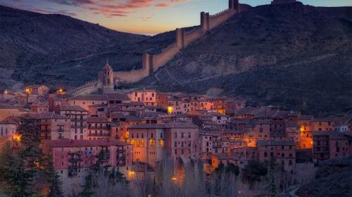 Albarracín, Spain (© Domingo Leiva/Getty Images) Bing Everyday Wallpaper 2020-11-02
/tmp/UploadBetaXyqvL0 [Bing Everyday Wall Paper 2020-11-02] url = http://www.bing.com/th?id=OHR.Albarracin_EN-GB1886408017_1920x1080.jpg

File Size (KB): 331.49 KB
Last Modified: November 26 2021 18:37:27
