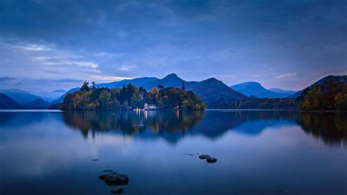德文特湖上的德文特岛房屋，英国坎布里亚郡湖区国家公园 (© Chris Warren/eStock Photo) Bing Everyday Wallpaper 2020-11-08
/tmp/UploadBetaeR6zHA [Bing Everyday Wall Paper 2020-11-08] url = http://www.bing.com/th?id=OHR.DerwentIsle_ZH-CN9777894186_1920x1080.jpg

File Size (KB): 328.8 KB
Last Modified: November 26 2021 18:37:32
