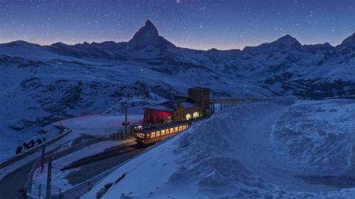 Gornergrat railway station and the Matterhorn in Zermatt, Switzerland (© coolbiere photograph/Getty Images) Bing Everyday Wallpaper 2020-12-13
/tmp/UploadBetaFw5769 [Bing Everyday Wall Paper 2020-12-13] url = http://www.bing.com/th?id=OHR.PolarExpress_EN-AU4673723774_1920x1080.jpg

File Size (KB): 328.97 KB
Last Modified: November 26 2021 18:36:16
