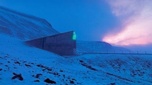 ｢スヴァールバル世界種子貯蔵庫｣ノルウェー, スヴァールバル諸島 (© Pal Hermansen/Minden Pictures) Bing Everyday Wallpaper 2021-01-30
/tmp/UploadBetaXDNlG0 [Bing Everyday Wall Paper 2021-01-30] url = http://www.bing.com/th?id=OHR.SeedVault_JA-JP3207965897_1920x1080.jpg

File Size (KB): 285.23 KB
Last Modified: November 26 2021 18:32:43
