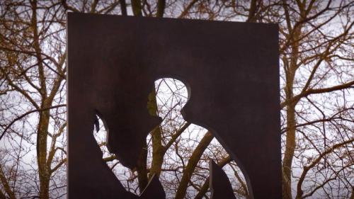'Invisible Man,' a memorial to Ralph Ellison in Riverside Park, New York City (© Randy Duchaine/Alamy) Bing Everyday Wallpaper 2021-02-23
/tmp/UploadBetakqaztC [Bing Everyday Wall Paper 2021-02-23] url = http://www.bing.com/th?id=OHR.InvisibleMan_EN-US6967873703_1920x1080.jpg

File Size (KB): 318.75 KB
Last Modified: November 26 2021 18:32:32
