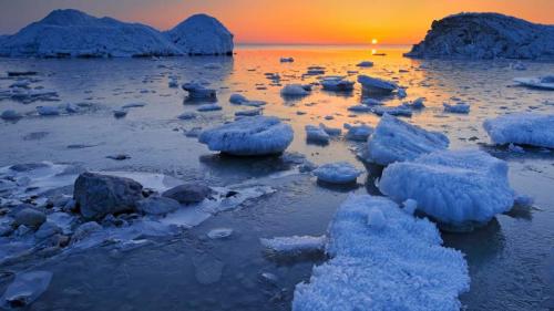 Frühlingseis am Ufer des Winnipegsees, Provinz Manitoba, Kanada (© Mike Grandmaison/Jaynes Gallery/Danita Delimont) Bing Everyday Wallpaper 2021-03-13
/tmp/UploadBetaHipGgT [Bing Everyday Wall Paper 2021-03-13] url = http://www.bing.com/th?id=OHR.LakeWinnipeg_DE-DE5725743255_1920x1080.jpg

File Size (KB): 323.27 KB
Last Modified: November 26 2021 18:33:22
