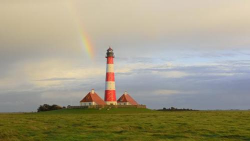 Regenbogen über dem Leuchtturm Westerheversand, Westerhever, Schleswig-Holstein (© Sandra Bartocha/Minden Pictures) Bing Everyday Wallpaper 2021-03-15
/tmp/UploadBetay3QPt5 [Bing Everyday Wall Paper 2021-03-15] url = http://www.bing.com/th?id=OHR.WesterheverSH_DE-DE2386421106_1920x1080.jpg

File Size (KB): 317.72 KB
Last Modified: November 26 2021 18:33:21

