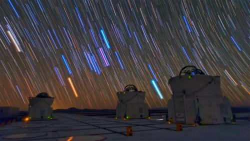 帕瑞纳天文台的望远镜和星迹，智利阿塔卡马沙漠 (© Matteo Omied/Alamy) Bing Everyday Wallpaper 2021-05-15
/tmp/UploadBetakRbBr5 [Bing Everyday Wall Paper 2021-05-15] url = http://www.bing.com/th?id=OHR.ParanalStars_ZH-CN9247250519_1920x1080.jpg

File Size (KB): 335.6 KB
Last Modified: November 26 2021 18:32:54
