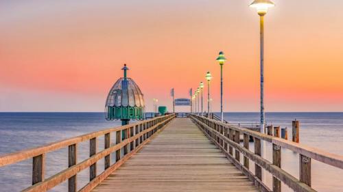 Zinnowitz pier on Usedom island in the Baltic Sea, Germany (© Frank Günther/Getty Images) Bing Everyday Wallpaper 2021-07-18
/tmp/UploadBetavybe57 [Bing Everyday Wall Paper 2021-07-18] url = http://www.bing.com/th?id=OHR.ZinnowitzSeebruecke_ZH-CN6706198565_1920x1080.jpg

File Size (KB): 319.73 KB
Last Modified: November 26 2021 18:33:15
