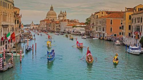 在大运河上举办的赛船节， 意大利威尼斯 (© Alexander Duffner/Alamy) Bing Everyday Wallpaper 2021-09-05
/tmp/UploadBetaTYLqCb [Bing Everyday Wall Paper 2021-09-05] url = http://www.bing.com/th?id=OHR.GCVenice_ZH-CN0993336331_1920x1080.jpg

File Size (KB): 329.99 KB
Last Modified: November 26 2021 18:34:21
