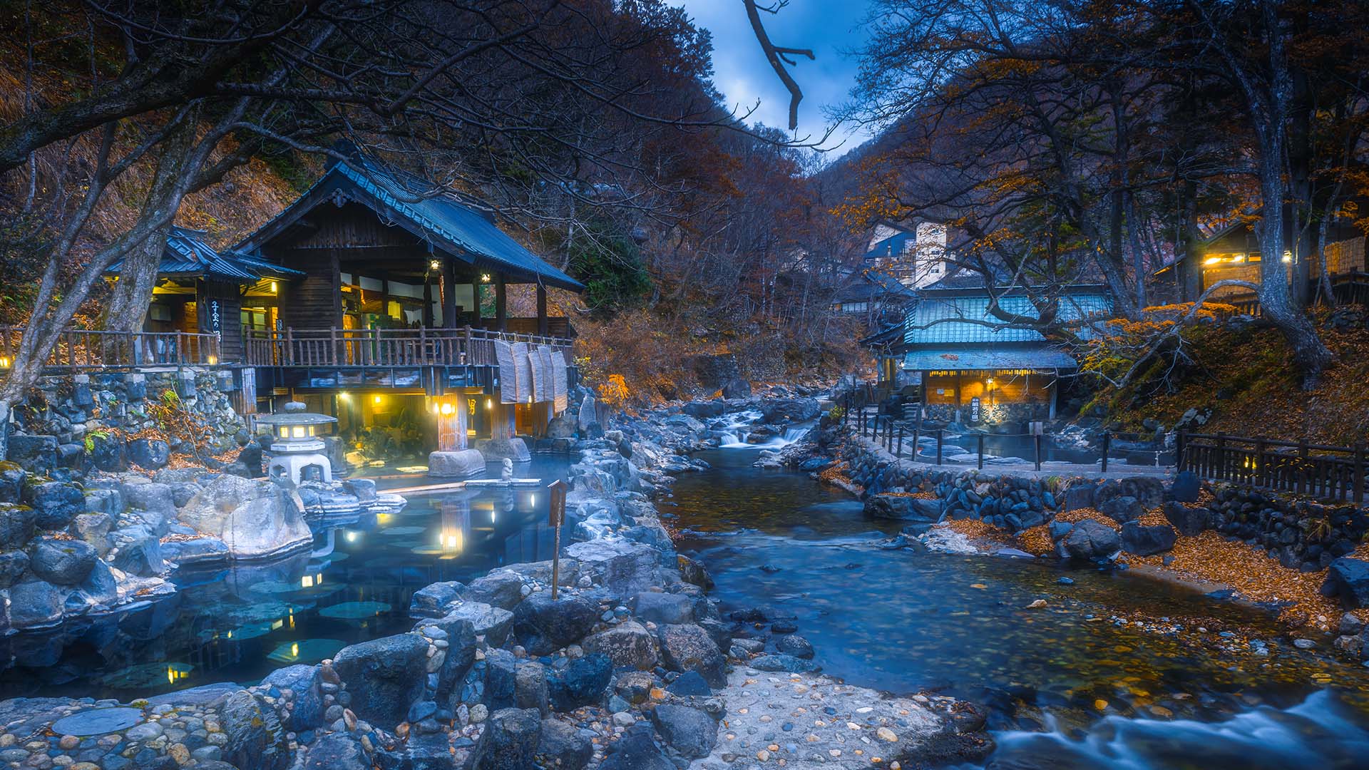 宝川温泉, 群馬 （© Marco Bottigelli/Moment/Getty images） Bing Everyday Wallpaper 2021-11-26, wfV3JE [Bing Everyday Wall Paper 2021-11-26] url = http://www.bing.com/th?id=OHR.Takaragawa_JA-JP7330036120_1920x1080.jpg
