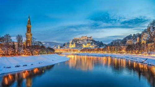 夜幕下的萨尔察赫河，奥地利萨尔茨堡 (© MacEaton/Alamy) Bing Everyday Wallpaper 2021-12-05
/tmp/UploadBetaSem8uh [Bing Everyday Wall Paper 2021-12-05] url = http://www.bing.com/th?id=OHR.SalzburgKrampus_ZH-CN7355658592_1920x1080.jpg

File Size (KB): 330.55 KB
Last Modified: December 05 2021 00:00:03
