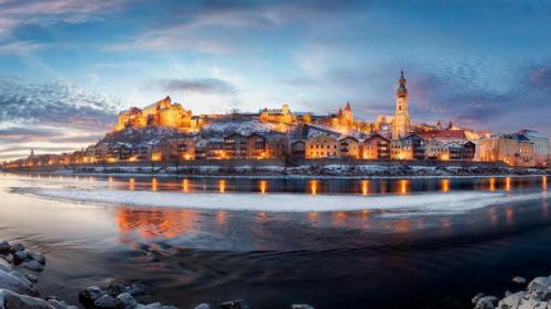 博格豪森镇和萨尔察赫河，德国巴伐利亚州 (© Harald Nachtmann/Moment/Getty Images) Bing Everyday Wallpaper 2022-01-18
/tmp/UploadBetandk7Mf [Bing Everyday Wall Paper 2022-01-18] url = http://www.bing.com/th?id=OHR.BurghausenWinter_ZH-CN2822501718_1920x1080.jpg

File Size (KB): 338.68 KB
Last Modified: January 18 2022 00:00:03
