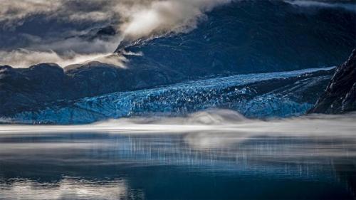 冰川湾国家公园里的兰普鲁冰川，美国阿拉斯加州 (© Andrew Peacock/Getty Images) Bing Everyday Wallpaper 2022-02-26
/tmp/UploadBetaLXSihx [Bing Everyday Wall Paper 2022-02-26] url = http://www.bing.com/th?id=OHR.LamplughGlacier_ZH-CN5709513673_1920x1080.jpg

File Size (KB): 317.84 KB
Last Modified: February 26 2022 00:00:09
