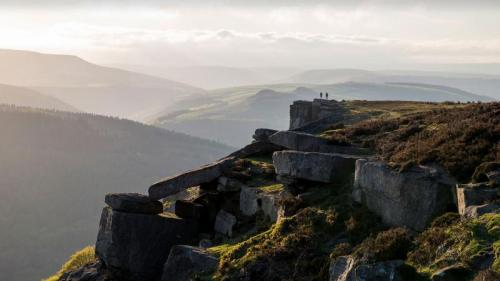 Bamford Edge, Peak District National Park, Derbyshire, England (© R A Kearton/Moment Open/Getty Images) Bing Everyday Wallpaper 2022-03-19
/tmp/UploadBetaTdaqLU [Bing Everyday Wall Paper 2022-03-19] url = http://www.bing.com/th?id=OHR.BamfordEdge_ROW3228561444_1920x1080.jpg

File Size (KB): 333.72 KB
Last Modified: March 19 2022 00:00:03

