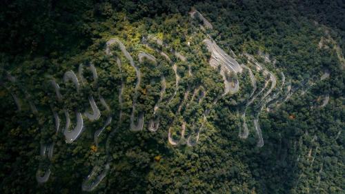 Kolli Hills, Tamil Nadu, India (© surangaw/iStock/Getty Images Plus) Bing Everyday Wallpaper 2022-05-24
/tmp/UploadBeta22CoB0 [Bing Everyday Wall Paper 2022-05-24] url = http://www.bing.com/th?id=OHR.KolliHills_ROW1593229581_1920x1080.jpg

File Size (KB): 333.94 KB
Last Modified: May 24 2022 00:00:08
