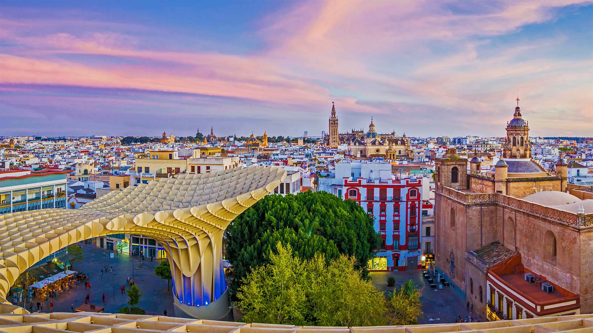 从塞维利亚的都市阳伞俯瞰城市，西班牙 (© LucVi/Shutterstock) Bing Everyday Wallpaper 2022-09-08, gLGRBb [Bing Everyday Wall Paper 2022-09-08] url = http://www.bing.com/th?id=OHR.CircumnavigationAnni_ZH-CN6835512993_1920x1080.jpg