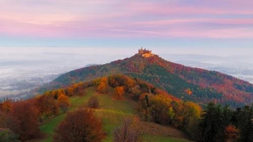 Blick auf die Burg Hohenzollern in der Nähe von Hechingen, Schwäbische Alb, Baden-Württemberg (© Cornelia Dorr/eStock Photo) Bing Everyday Wallpaper 2022-10-14
/tmp/UploadBeta8Sy5vI [Bing Everyday Wall Paper 2022-10-14] url = http://www.bing.com/th?id=OHR.HohenzollernHechingen_DE-DE6506429965_1920x1080.jpg

File Size (KB): 338.32 KB
Last Modified: October 14 2022 00:00:04
