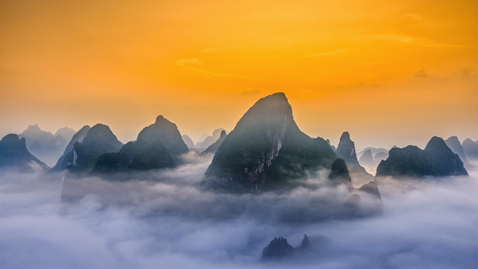 中国桂林漓江国家公园的喀斯特山脉 (© Sean Pavone/Alamy) Bing Everyday Wallpaper 2022-10-22, F0If45 [Bing Everyday Wall Paper 2022-10-22] url = http://www.bing.com/th?id=OHR.KarstMountains_ZH-CN4719178982_1920x1080.jpg