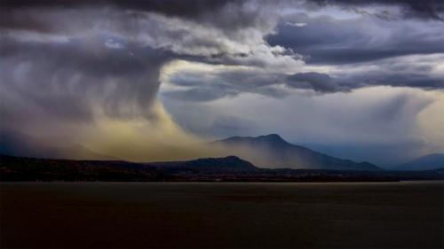 洛桑日内瓦湖上空的暴风雨，瑞典 (© Suradech Singhanat/Shutterstock) Bing Everyday Wallpaper 2022-10-28
/tmp/UploadBetaOYXw25 [Bing Everyday Wall Paper 2022-10-28] url = http://www.bing.com/th?id=OHR.FrankensteinFriday_ZH-CN5814917673_1920x1080.jpg

File Size (KB): 331.23 KB
Last Modified: October 28 2022 00:00:01
