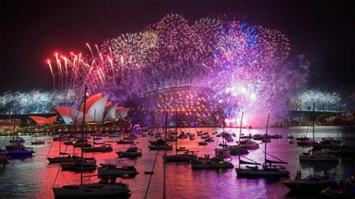 Silvesterfeuerwerk, Sydney Harbour Bridge, Sydney, Australien (© Wendell Teodoro/Getty Images) Bing Everyday Wallpaper 2022-12-31
/tmp/UploadBetabakzNQ [Bing Everyday Wall Paper 2022-12-31] url = http://www.bing.com/th?id=OHR.SydneyNYE_DE-DE4928573925_1920x1080.jpg

File Size (KB): 336.44 KB
Last Modified: December 31 2022 00:00:05
