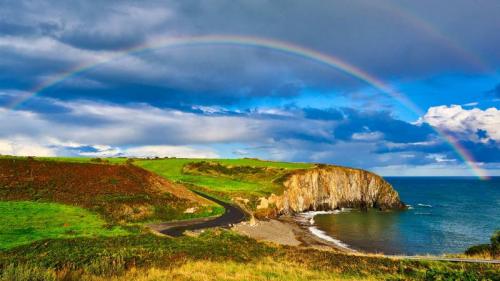 ballyvooney海岸，科佩海岸地质公园，爱尔兰 (© Andrea Pistolesi/Getty Images) Bing Everyday Wallpaper 2023-03-17
/tmp/UploadBetacwKZnh [Bing Everyday Wall Paper 2023-03-17] url = http://www.bing.com/th?id=OHR.BallyvooneyCove_ZH-CN0284564457_1920x1080.jpg

File Size (KB): 322.09 KB
Last Modified: March 17 2023 00:00:01
