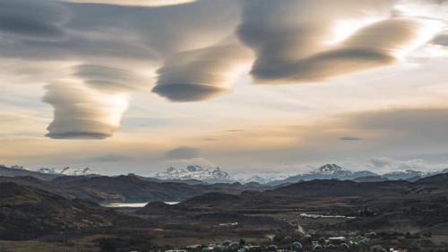 Lenticularis-Wolken, Patagonien (© Sasha Juliard/Shutterstock) Bing Everyday Wallpaper 2023-03-23
/tmp/UploadBetaVI6WTE [Bing Everyday Wall Paper 2023-03-23] url = http://www.bing.com/th?id=OHR.CloudsPatagonia_DE-DE3722240001_1920x1080.jpg

File Size (KB): 324.8 KB
Last Modified: March 23 2023 00:00:04
