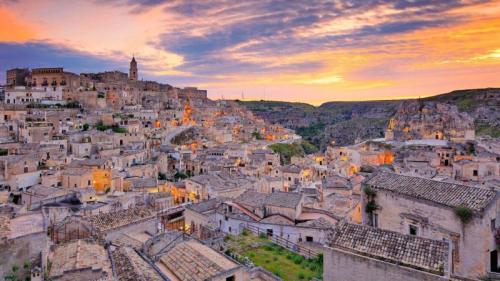 Sasso Caveoso, Basilicata, Matera, Italy (© Riccardo Spila/eStock) Bing Everyday Wallpaper 2023-05-06
/tmp/UploadBetaJfkSFN [Bing Everyday Wall Paper 2023-05-06] url = http://www.bing.com/th?id=OHR.BasilicataMatera_ROW8821905616_1920x1080.jpg

File Size (KB): 276.05 KB
Last Modified: May 06 2023 00:00:02
