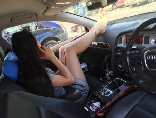 A Girl making a call in the car 长腿美女在车里翘着腿打电话
2017-06-17.png [Pretty Girls Beauties]

File Size (KB): 2521.9 KB
Last Modified: June 21 2023 22:28:24
