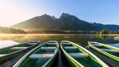 Row of boats at Hintersee lake, Bavaria, Germany (© Achim Thomae/Getty Images) Bing Everyday Wallpaper 2023-07-06
/tmp/UploadBetaL6UsdW [Bing Everyday Wall Paper 2023-07-06] url = http://www.bing.com/th?id=OHR.HinterseeBavaria_ROW3087159426_1920x1080.jpg

File Size (KB): 316.34 KB
Last Modified: July 06 2023 00:00:01
