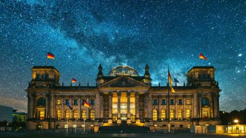 Der Reichstag unter einem Sternenhimmel, Berlin (© MarioGuti/Getty Images) Bing Everyday Wallpaper 2023-09-07
/tmp/UploadBetagUtxIU [Bing Everyday Wall Paper 2023-09-07] url = http://www.bing.com/th?id=OHR.ReichstagBeiNacht_DE-DE5694677012_1920x1080.jpg

File Size (KB): 284.72 KB
Last Modified: September 07 2023 00:00:19
