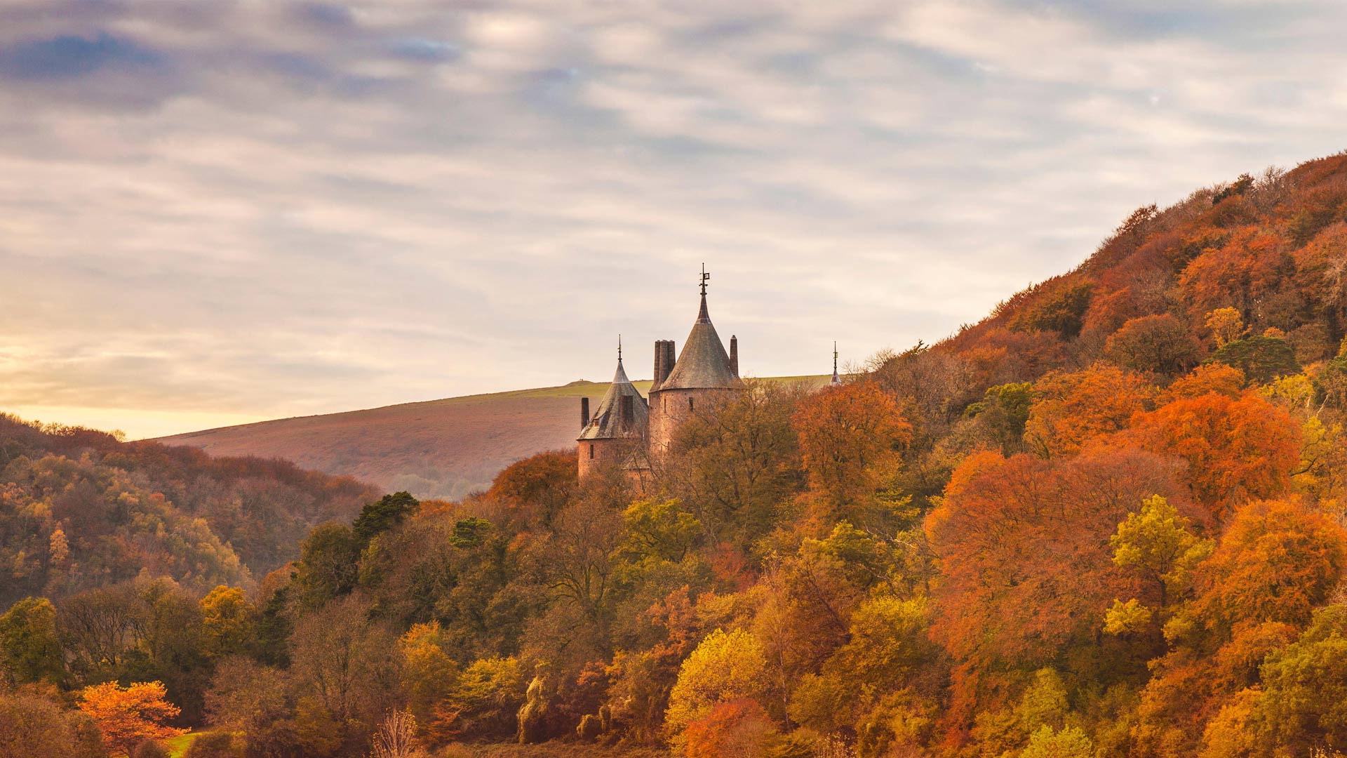 科奇城堡，Tongwynlais，卡迪夫，威尔士，英国，欧洲 (© Billy Stock/robertharding/Alamy Stock Photo) Bing Everyday Wallpaper 2023-11-20, 5RwARM [Bing Everyday Wall Paper 2023-11-20] url = http://www.bing.com/th?id=OHR.CastleCoch_ZH-CN0917284602_1920x1080.jpg