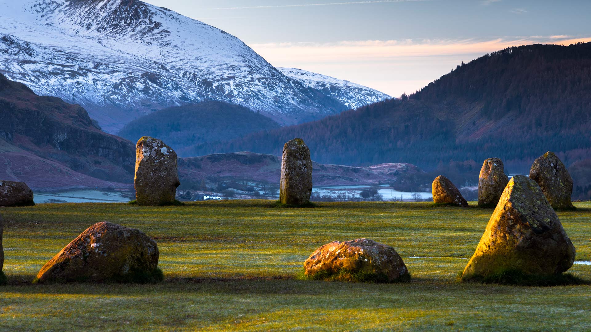 Steinkreis von Castlerigg, Lake District National Park, Cumbria, Vereinigtes Königreich (© John Finney Photography/Getty Images) Bing Everyday Wallpaper 2023-12-22, pRyxnI [Bing Everyday Wall Paper 2023-12-22] url = http://www.bing.com/th?id=OHR.CastleriggStoneCircleUK_DE-DE1663391323_1920x1080.jpg