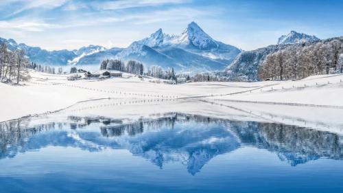 Berge, die sich in einem kristallklaren Bergsee spiegeln, Alpen Deutschland (© JFL Photography/Adobe Stock) Bing Everyday Wallpaper 2023-12-23
/tmp/UploadBetakqQ5Fx [Bing Everyday Wall Paper 2023-12-23] url = http://www.bing.com/th?id=OHR.AlpsReflecting_DE-DE8445668418_1920x1080.jpg

File Size (KB): 328.13 KB
Last Modified: December 23 2023 00:00:04
