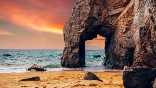 L’arche de Port-Blanc, Saint-Pierre-Quiberon, France (© DaLiu/Getty Images) Bing Everyday Wallpaper 2024-02-14
/tmp/UploadBetaKtxtri [Bing Everyday Wall Paper 2024-02-14] url = http://www.bing.com/th?id=OHR.Chandeleur_ROW5889328263_1920x1080.jpg

File Size (KB): 333.51 KB
Last Modified: February 14 2024 00:00:17
