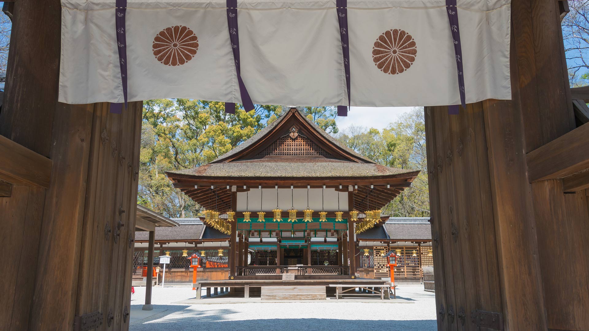 下鴨神社, 京都 (© beibaoke/Shutterstock) Bing Everyday Wallpaper 2024-05-15, 9lImia [Bing Everyday Wall Paper 2024-05-15] url = http://www.bing.com/th?id=OHR.AoiMatsuri2024_JA-JP1018506374_1920x1080.jpg