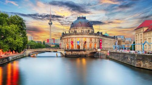 Museumsinsel auf der Spree und Fernsehturm, Berlin (© TomasSereda/Getty Images) Bing Everyday Wallpaper 2024-08-24
/tmp/UploadBetaExUK13 [Bing Everyday Wall Paper 2024-08-24] url = http://www.bing.com/th?id=OHR.MuseumsinselSpree_DE-DE8201453372_1920x1080.jpg

File Size (KB): 316.28 KB
Last Modified: August 24 2024 00:00:03
