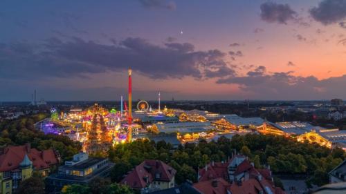 Oktoberfest in Munich at sunset (© AllesSuper21/iStock/Getty Images) Bing Everyday Wallpaper 2024-09-21
/tmp/UploadBetaRikCfc [Bing Everyday Wall Paper 2024-09-21] url = http://www.bing.com/th?id=OHR.MunichBeerfest_ZH-CN0304560562_1920x1080.jpg

File Size (KB): 304.81 KB
Last Modified: September 21 2024 00:00:02
