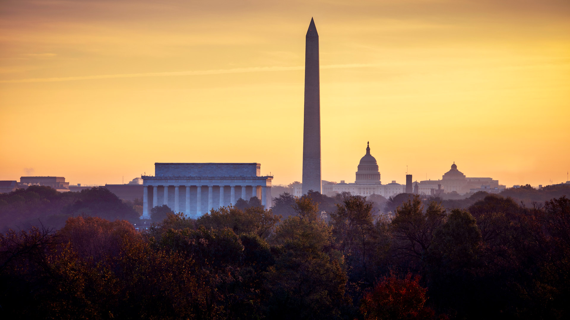 Autumn sunrise over the National Mall, Washington, DC (© WLDavies/iStock/Getty Images Plus) Bing Everyday Wallpaper 2024-11-06, 8NINYw [Bing Everyday Wall Paper 2024-11-06] url = http://www.bing.com/th?id=OHR.DCSunrise_EN-US2459275186_1920x1080.jpg