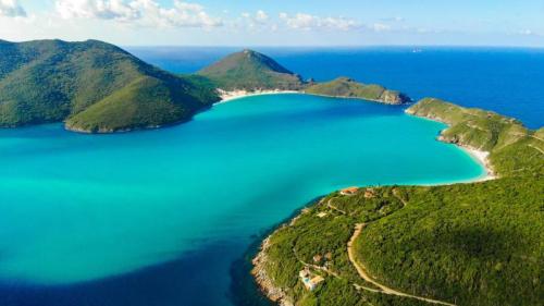 里约热内卢州的阿拉亚尔多卡博，巴西 (© Derson Santana/Shutterstock) Bing Everyday Wallpaper 2024-12-07
/tmp/UploadBetaQnUqCG [Bing Everyday Wall Paper 2024-12-07] url = http://www.bing.com/th?id=OHR.ArraialdoCabo_ZH-CN6202620711_1920x1080.jpg

File Size (KB): 318.18 KB
Last Modified: December 07 2024 00:00:02
