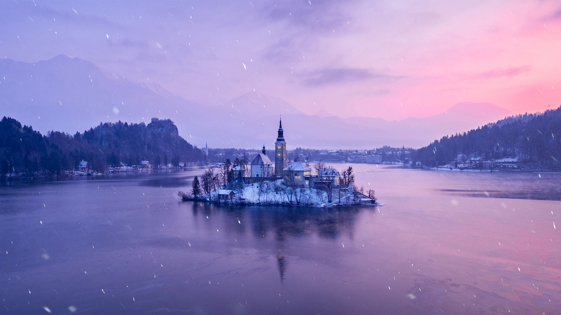 布莱德湖，斯洛文尼亚 (© Kesu01/Getty Images) Bing Everyday Wallpaper 2024-12-27, 165aXC [Bing Everyday Wall Paper 2024-12-27] url = http://www.bing.com/th?id=OHR.LakeBledSnow_ZH-CN4118056813_1920x1080.jpg