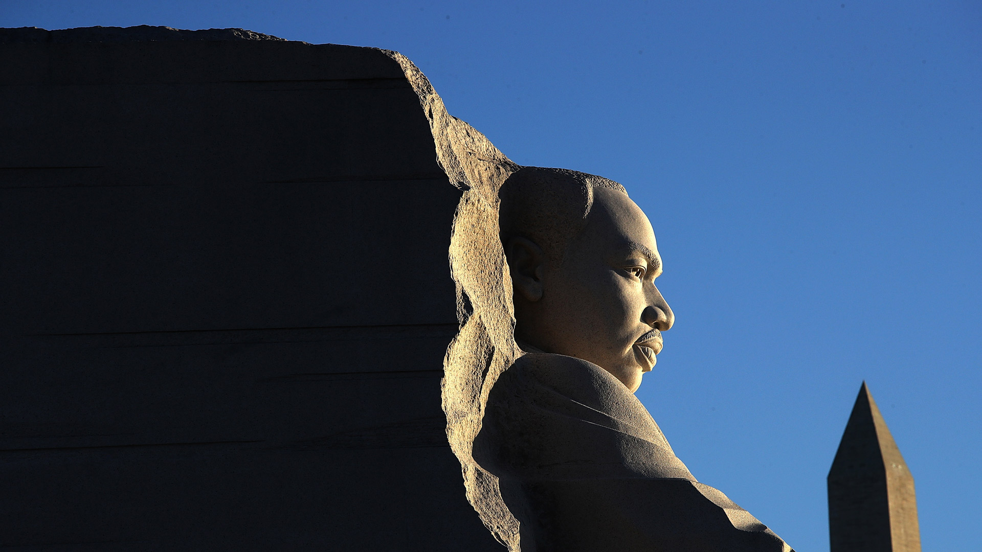Martin Luther King Jr. Memorial in Washington, DC (© Win McNamee/Getty Images) Bing Everyday Wallpaper 2025-01-21, WclSnp [Bing Everyday Wall Paper 2025-01-21] url = http://www.bing.com/th?id=OHR.KingMemorial_EN-US1319830882_1920x1080.jpg