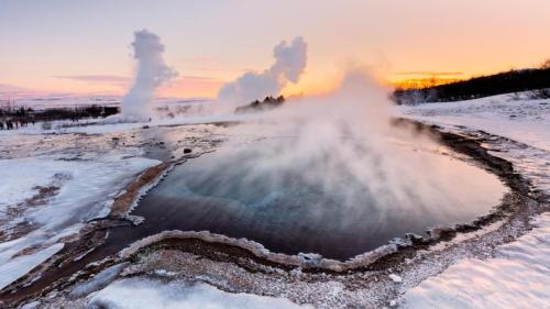 冰岛的史托克间歇泉 (© John and Tina Reid/Getty Images) Bing Everyday Wallpaper 2025-01-24
/tmp/UploadBetaSj0eNW [Bing Everyday Wall Paper 2025-01-24] url = http://www.bing.com/th?id=OHR.IcelandGeyser_ZH-CN2136665867_1920x1080.jpg

File Size (KB): 318.22 KB
Last Modified: January 24 2025 00:00:03
