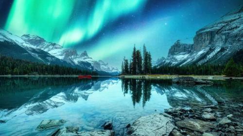 玛琳湖精灵岛上空的北极光，贾斯珀国家公园，加拿大 (© Mumemories/Getty Images) Bing Everyday Wallpaper 2025-03-01
/tmp/UploadBetaj4MvYB [Bing Everyday Wall Paper 2025-03-01] url = http://www.bing.com/th?id=OHR.MaligneLakeJasper_ZH-CN2664289451_1920x1080.jpg

File Size (KB): 313.77 KB
Last Modified: March 01 2025 00:00:02
