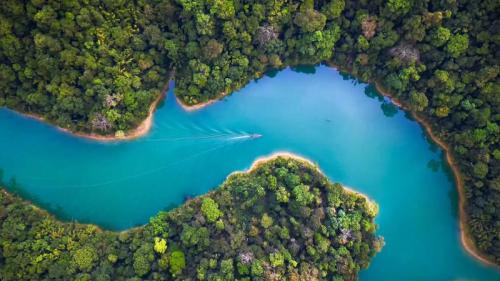 俯瞰拷索山林国家公园，素叻府，泰国 (© Peetatham Kongkapech/Getty Images) Bing Everyday Wallpaper 2025-03-05
/tmp/UploadBetazjoc6Q [Bing Everyday Wall Paper 2025-03-05] url = http://www.bing.com/th?id=OHR.SuratThani_ZH-CN4797096558_1920x1080.jpg

File Size (KB): 312.12 KB
Last Modified: March 05 2025 00:00:02
