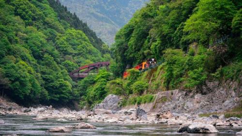 保津川沿いに走るトロッコ列車, 京都 (© Alvin Huang/Getty Images) Bing Everyday Wallpaper 2025-05-16
/tmp/UploadBetaV9024S [Bing Everyday Wall Paper 2025-05-16] url = http://www.bing.com/th?id=OHR.Arashiyama2025_JA-JP6326802936_1920x1080.jpg

File Size (KB): 311.11 KB
Last Modified: May 16 2025 00:00:03
