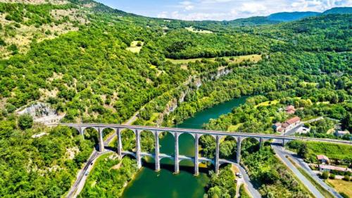 Cize-Bolozon viaduct crossing the Ain gorge, France (© Leonid Andronov/Getty Images) Bing Everyday Wallpaper 2025-07-05
/tmp/UploadBetaYCBmL6 [Bing Everyday Wall Paper 2025-07-05] url = http://www.bing.com/th?id=OHR.BolozonViaduct_ZH-CN6408632524_1920x1080.jpg

File Size (KB): 319.26 KB
Last Modified: July 05 2025 00:00:04

