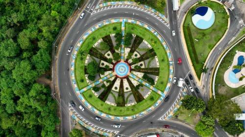 Letters Square Roundabout, Manaus, Brazil (© Cristian Lourenço/Getty Images) Bing Everyday Wallpaper 2025-08-10
/tmp/UploadBetaOWfojY [Bing Everyday Wall Paper 2025-08-10] url = http://www.bing.com/th?id=OHR.RotatoriaLetras_ROW3601160329_1920x1080.jpg

File Size (KB): 323.73 KB
Last Modified: August 10 2025 00:00:04
