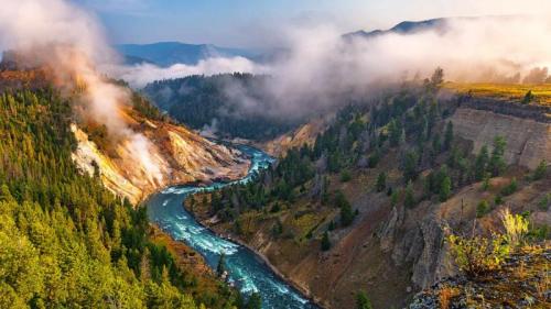 方解石温泉区和黄石河，黄石国家公园，怀俄明州，美国 (© Rebecca L. Latson/Getty Images) Bing Everyday Wallpaper 2025-08-25
/tmp/UploadBeta6FIxd2 [Bing Everyday Wall Paper 2025-08-25] url = http://www.bing.com/th?id=OHR.YellowstoneRiver_ZH-CN3716808579_1920x1080.jpg

File Size (KB): 319.92 KB
Last Modified: August 25 2025 00:00:02
