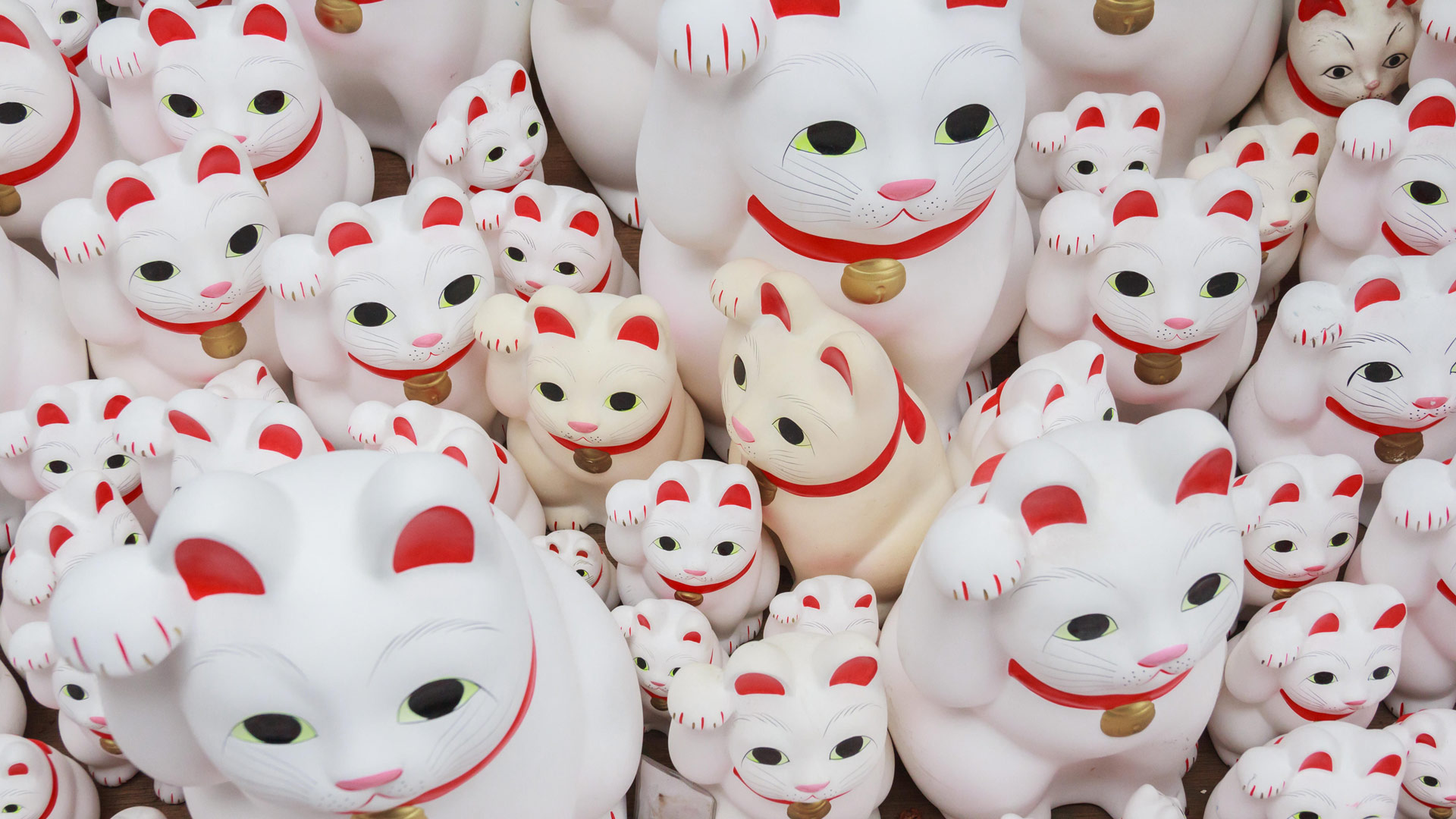 豪徳寺の招き猫, 東京都 (© Maria S./Alamy Stock Photo) Bing Everyday Wallpaper 2025-09-29, Jksvp0 [Bing Everyday Wall Paper 2025-09-29] url = http://www.bing.com/th?id=OHR.ManekiNeko_JA-JP6063646197_1920x1080.jpg